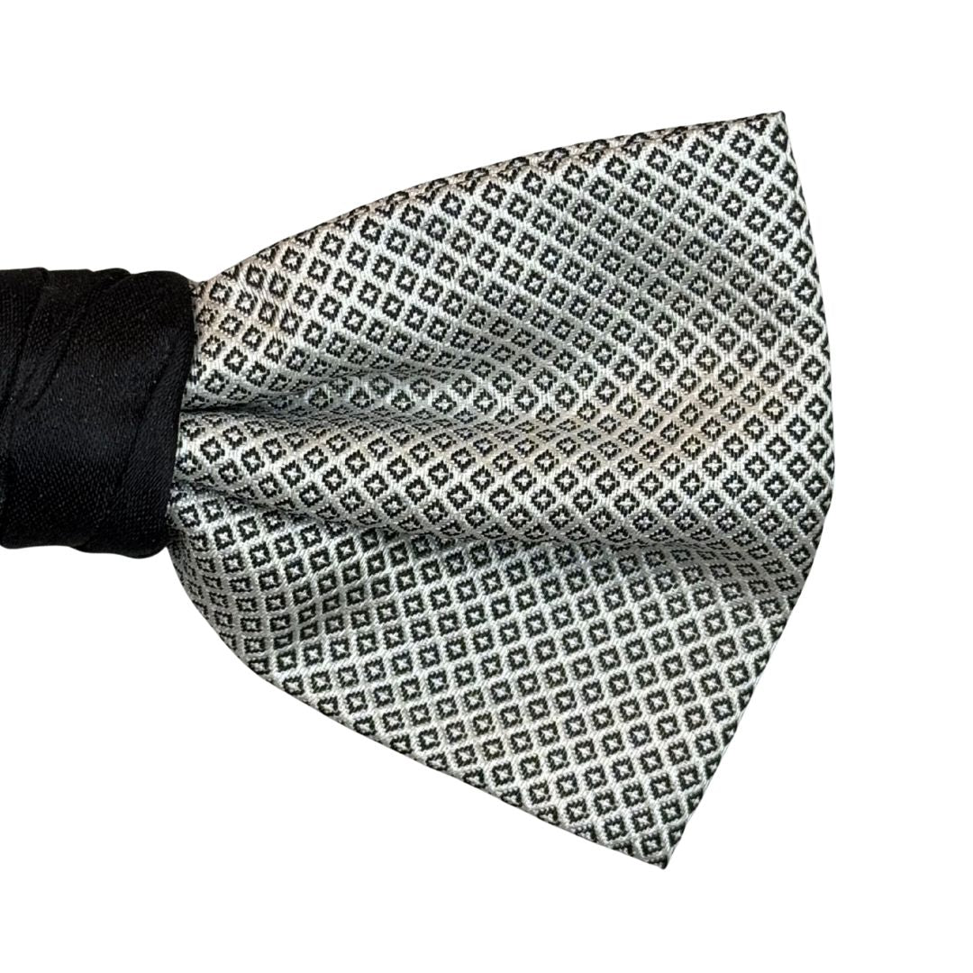 Papillon annodato regolabile bicolore seta rifinito a mano con profilo in tono