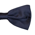 Papillon annodato a mano regolabile in seta motivo twill tinta unita