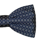 Papillon in seta fantasia rombi e fiori annodato a mano con finitura sartoriale