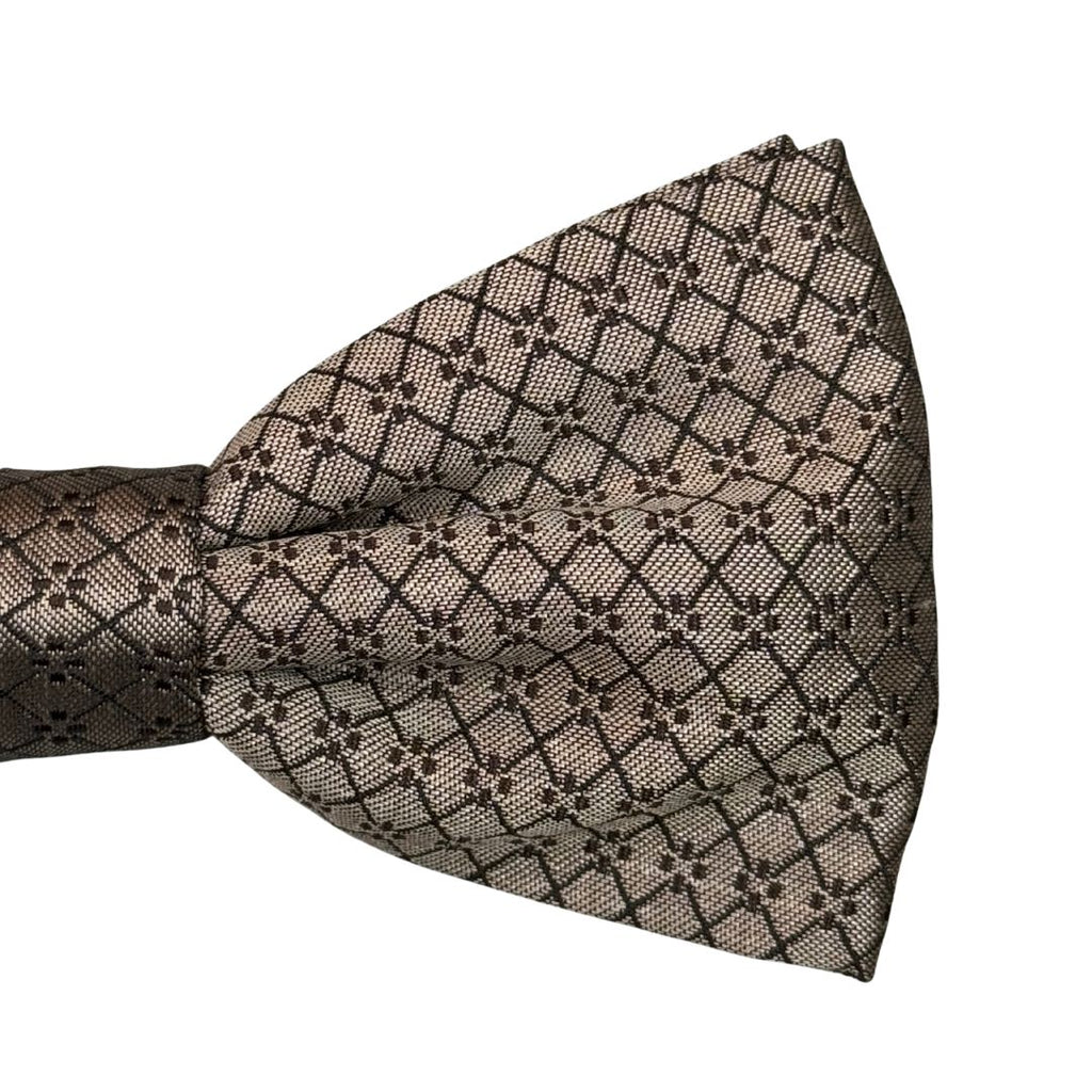 Papillon in seta fantasia rombi e fiori annodato a mano con finitura sartoriale