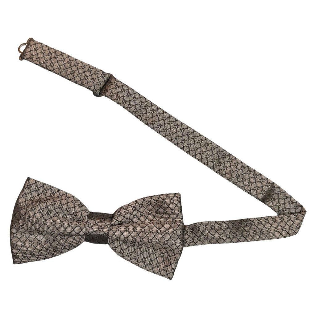 Papillon in seta fantasia rombi e fiori annodato a mano con finitura sartoriale