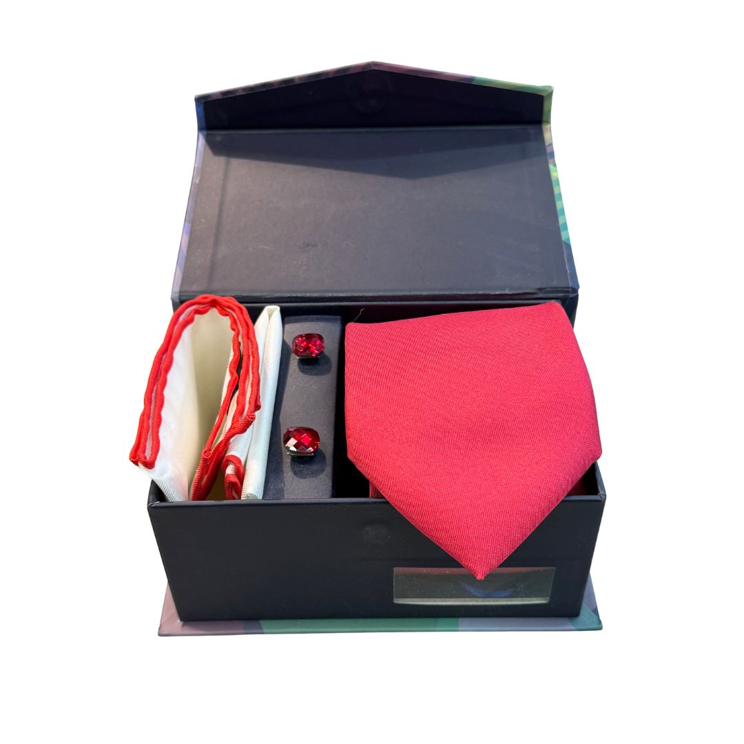 Box regalo uomo con cravatta, gemelli e pochette in pura seta lavorata 100%