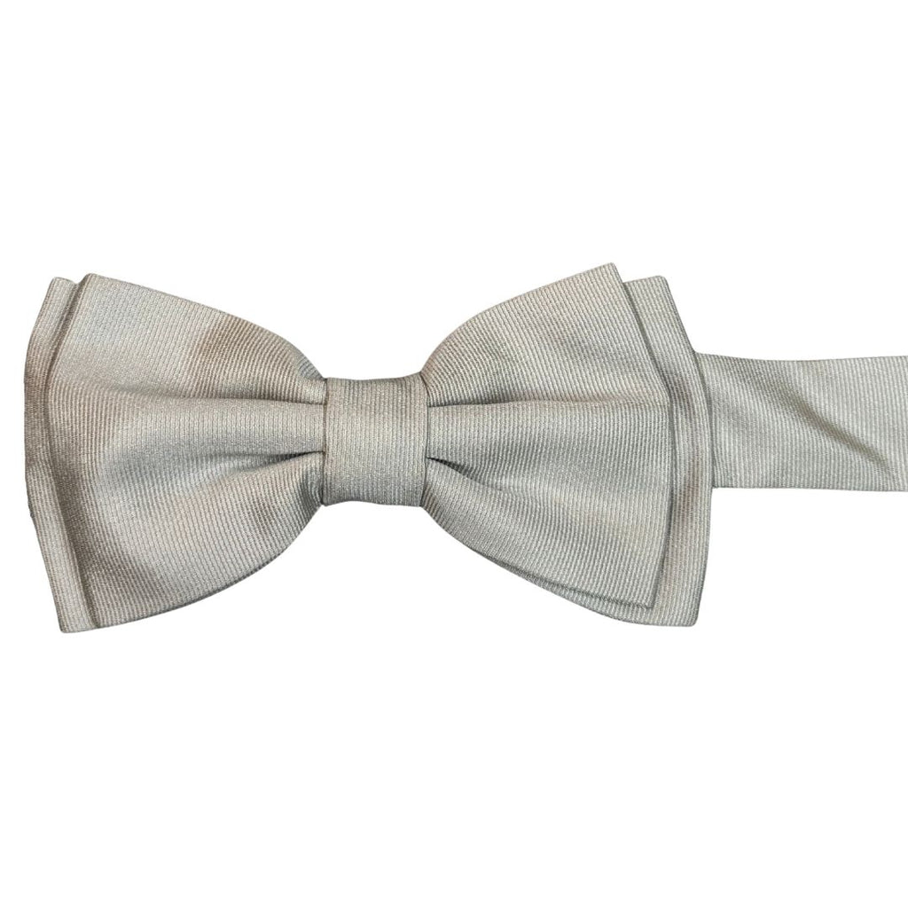 Papillon in faille di seta verticale rifinito a mano con profilo in tono