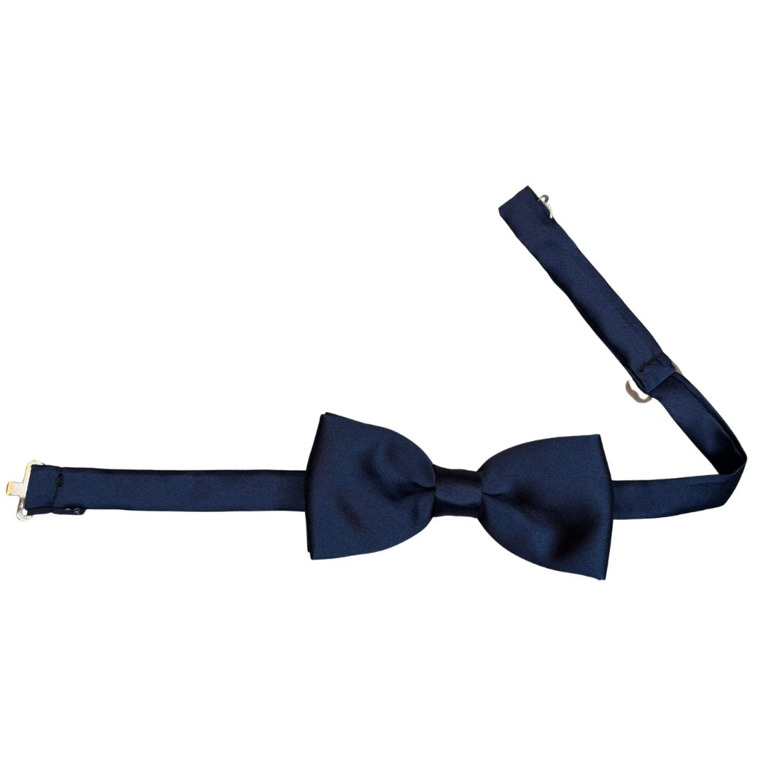 Papillon in seta monocolore annodato a mano finitura sartoriale