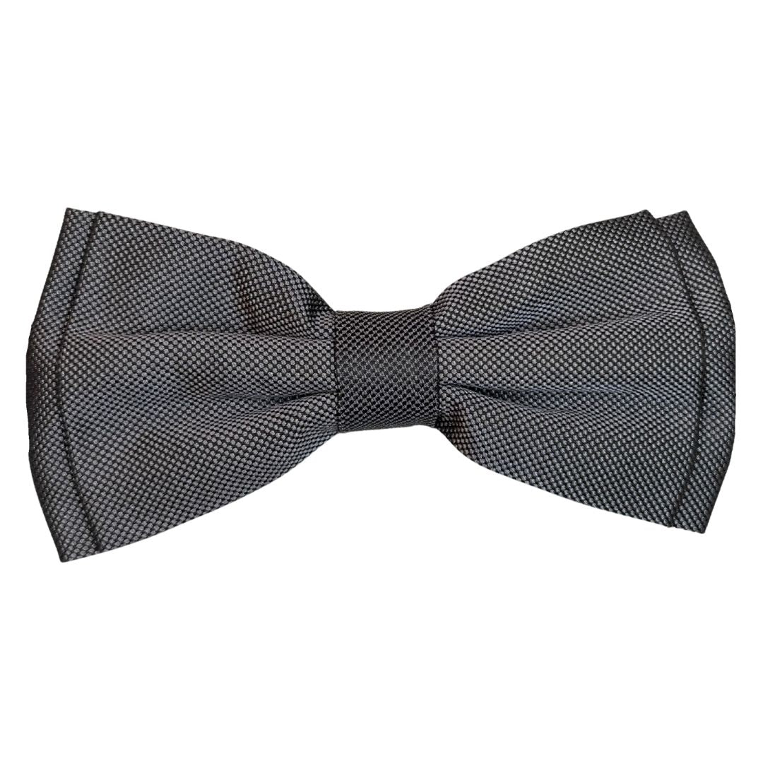 Papillon in seta oxford annodato a mano con texture microtrama e profilo in tono