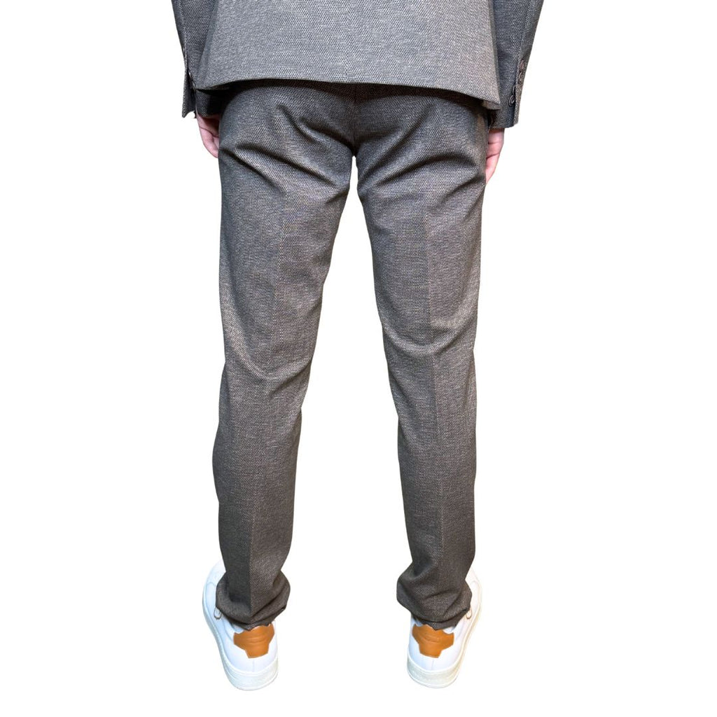 Abito uomo microfantasia. giacca monopetto, tasca con pattina Made in Italy