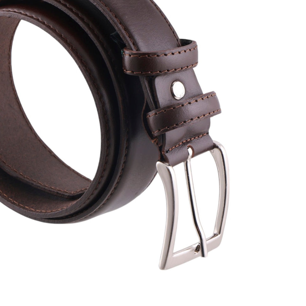 Cintura uomo in pelle con cuciture rinforzate e fibbia metallica satinata